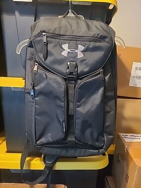 Under Armour Black Men's Sling Backpack